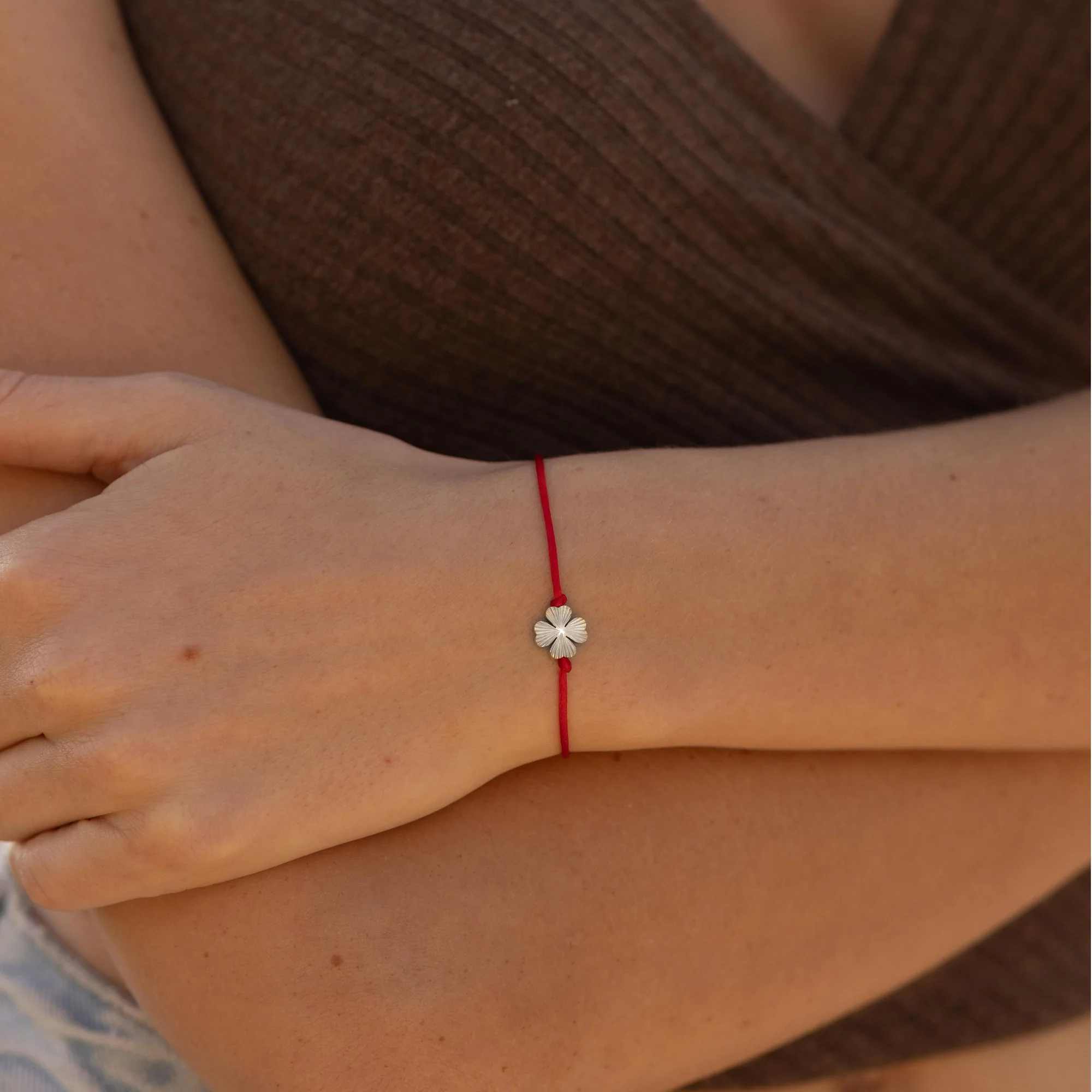 Clover Thread: Good Luck - Image 3