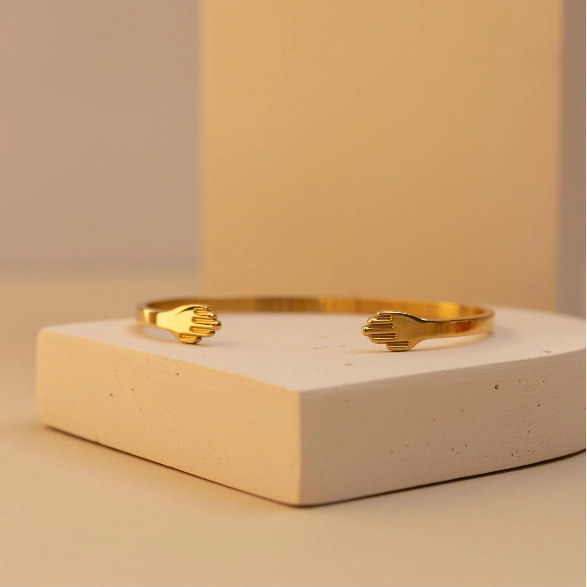 Love And Hugs Bracelet - Image 8