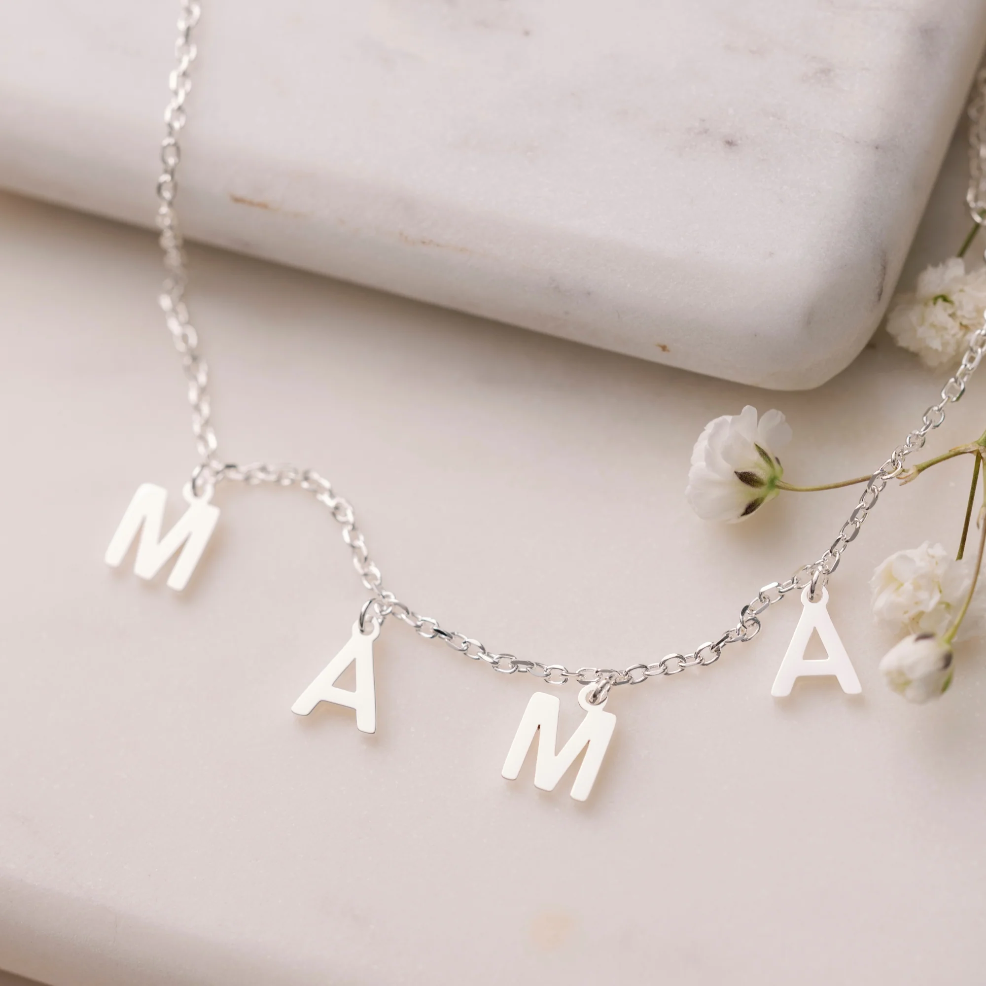 Mama - Letter Chain necklace - Image 3