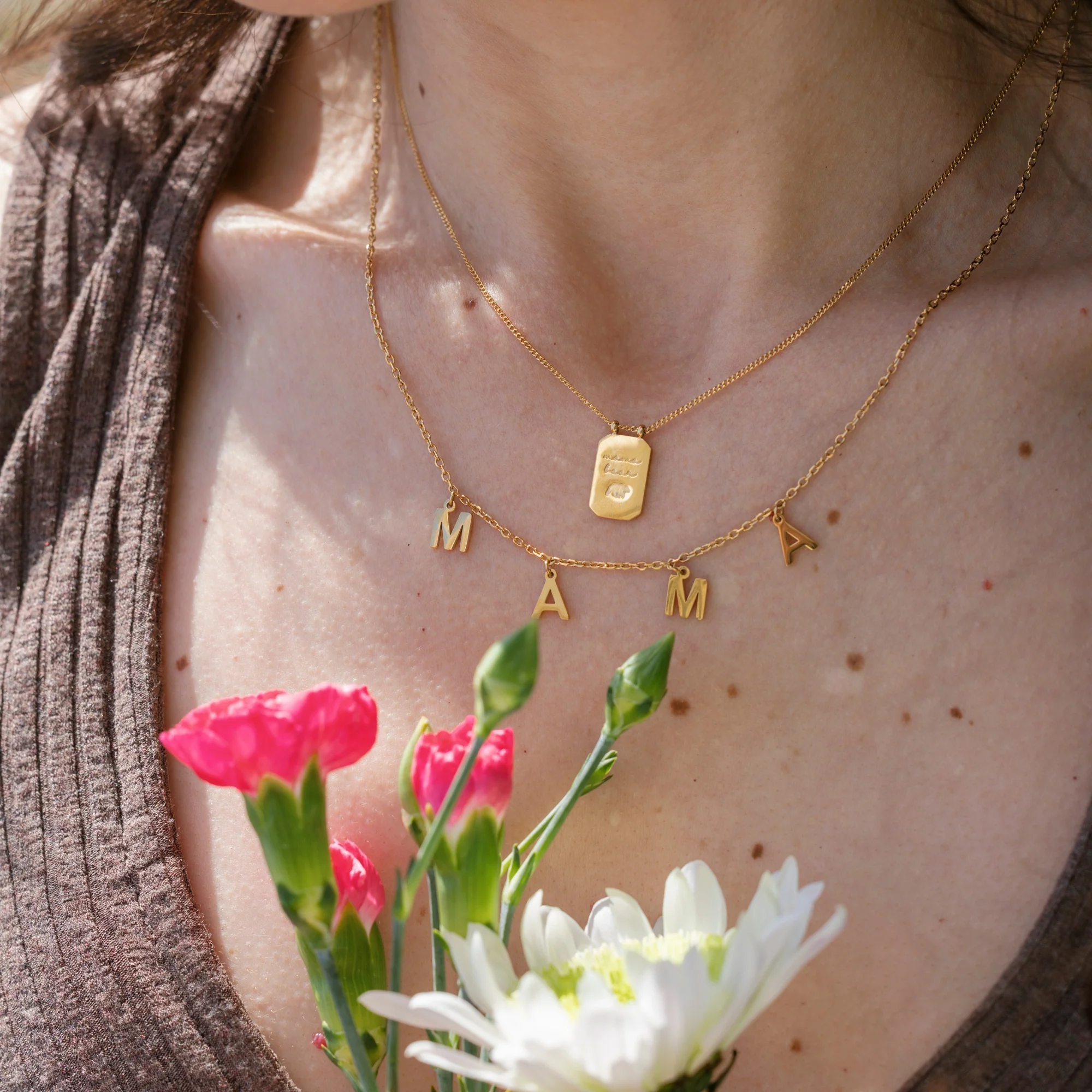 Mama - Letter Chain necklace - Image 4
