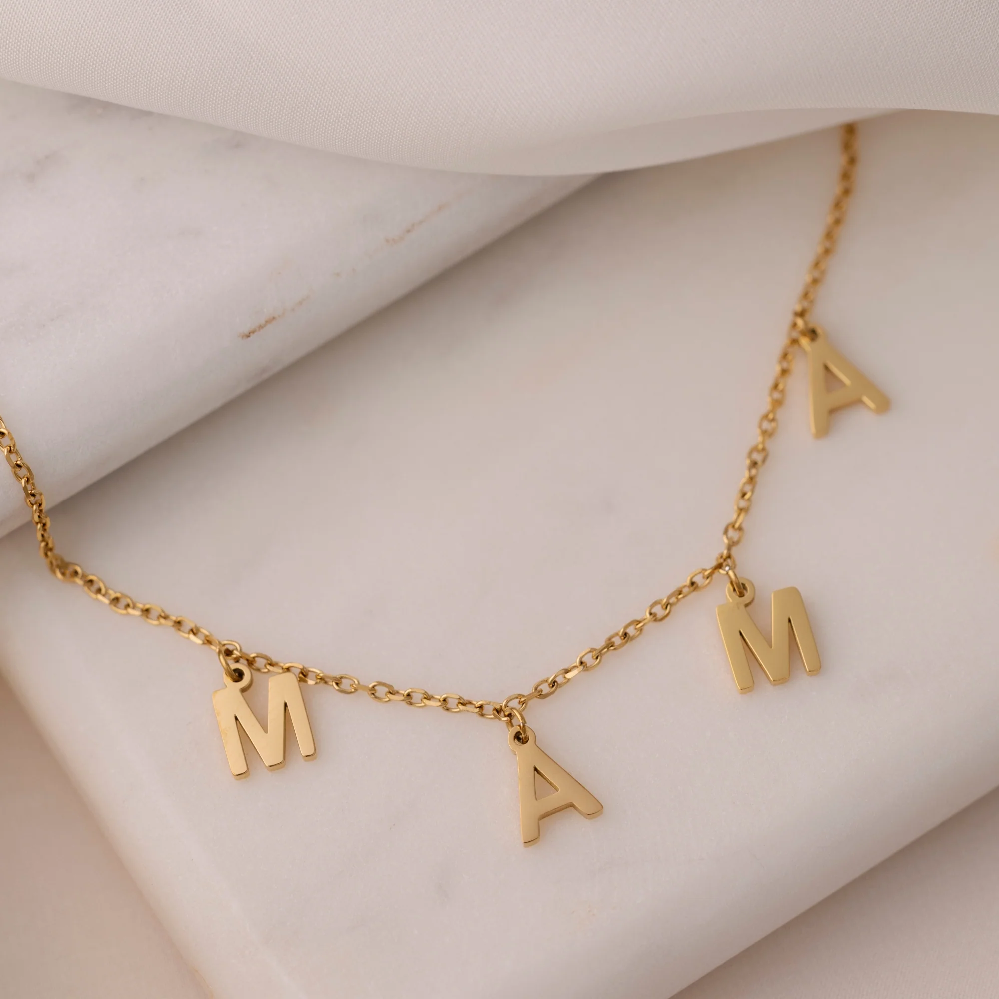 Mama - Letter Chain necklace - Image 5